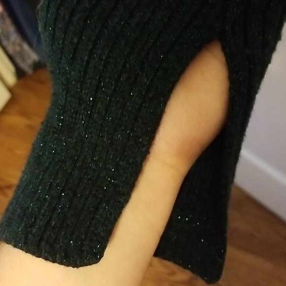 H&M Hunter Green with green sparkles sweater - Picture 2 of 3